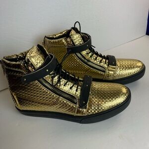 J75 Men's High-Top Metallic Gold Sneakers Zion Size 10